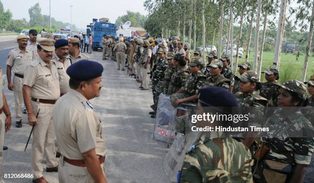 Leader Abhay Chautala and other party workers during the protest on SYL issue at Saddopur barrier, border of Punjab and Haryana on July 10, 2017 in...