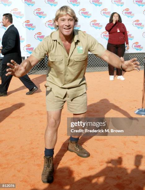 Steve Irwin "Crock Man" attends the Nickelodeon's 15th Annual Kids'' Choice Awards April 20, 2002 in Santa Monica, CA. Kids cast more than 17 million...