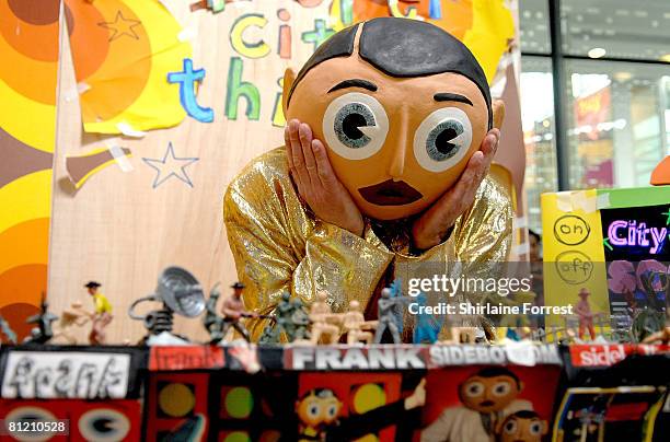 Robin Sidebottom 1,802 United Artists Presents Stock Photos, High-Res Pictures, and ...
