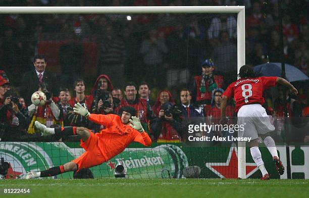Anderson of Manchester United beats Petr Cech of Chelsea as he scores a penalty in the shoot out during the UEFA Champions League Final match between...