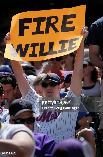 New York Mets fan Wayne Noble of Syracuse, New York expresses his sentiments about Mets Manager Willie Randolph as the Mets face the Colorado Rockies...
