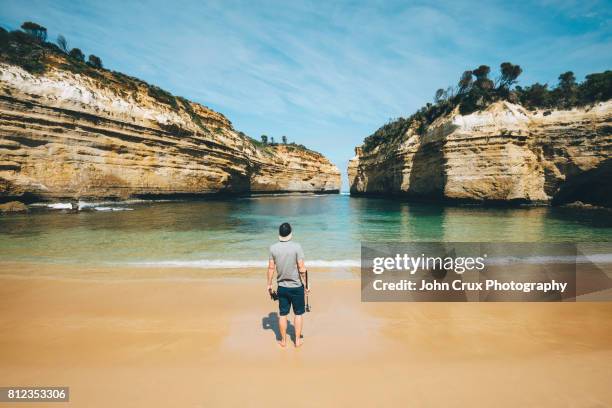 loch ard gorge backpacker - victoria australia stock pictures, royalty-free photos & images