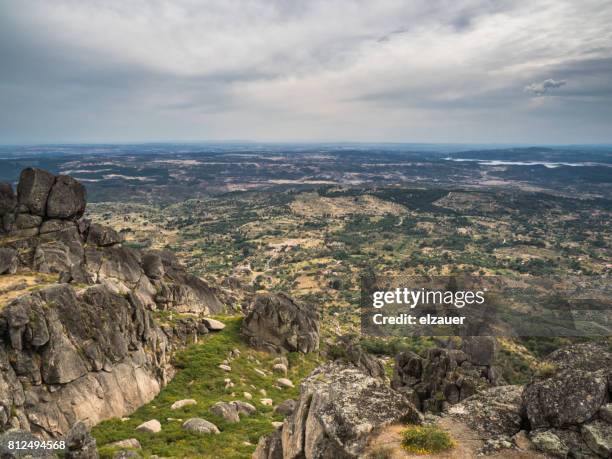 the medieval village of monsanto, portugal. - monsanto portugal stock pictures, royalty-free photos & images