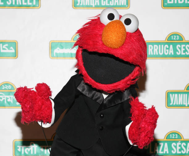 UNS: In The News: Elmo From Sesame Street