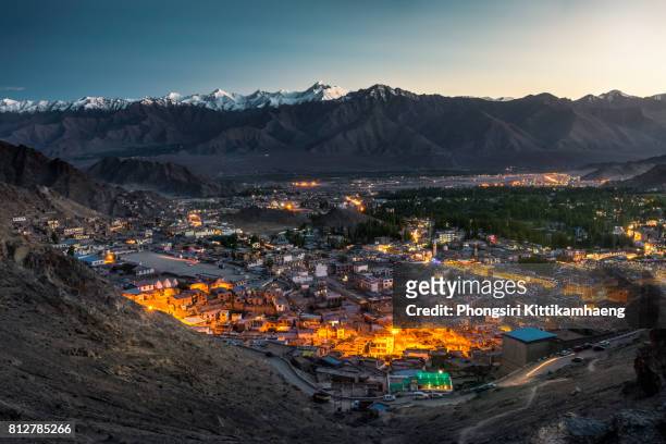wonderful city view of leh city in the valley, leh ladakh, india - jammu en kasjmir stockfoto's en -beelden