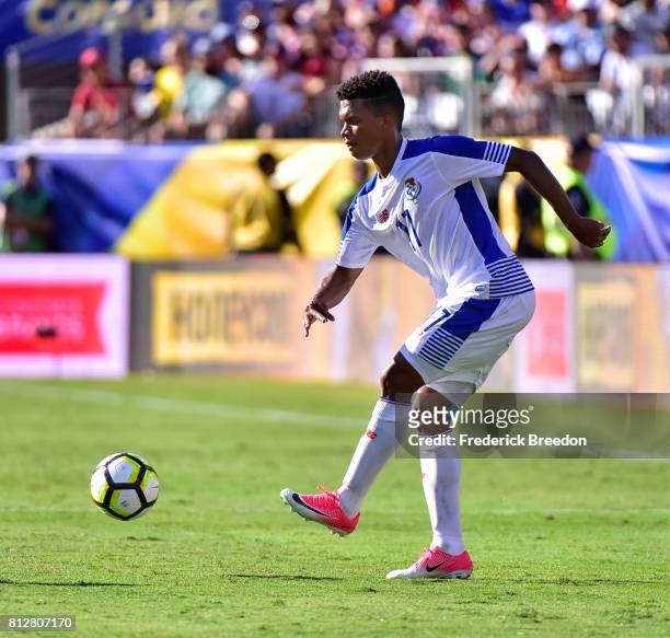 Luis Ovalle of Panama plays against USA during a CONCACAF Gold Cup Soccer match at Nissan Stadium on July 8, 2017 in Nashville, Tennessee.