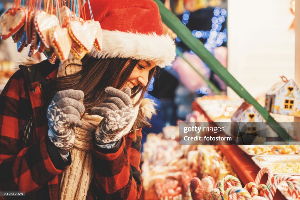 Shopping für Weihnachten Süßigkeiten Mädchen