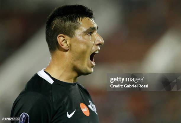 Oscar Cardozo of Libertad celebrates after scoring the second goal of his team during a first leg match between Huracan and Libertad as part of...