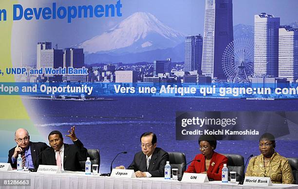 Development Program, or UNDP Director Kemal Dervis, Tanzania's President and African Union Chairperson Jakaya Mrisho Kikwete, Japanese Prime Minister...