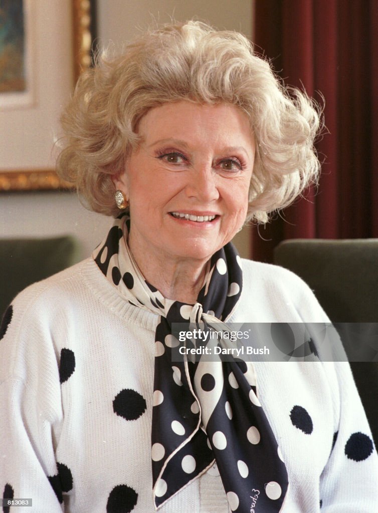 Entertainer Phyllis Diller