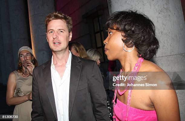 Comedian Florian Simbeck and his wife Stephanie Stewart attend the Joy Trend award 2008 at Haus der Kunst on May 30, 2008 in Munich, Germany.