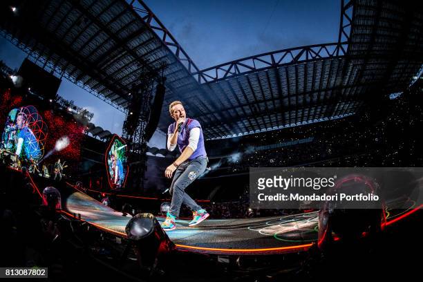 Singer Chris Martin, front man of Coldplay, in concert at San Siro Stadium during the Head Full of Dreams Tour. Milan, Italy. 3rd July 2017