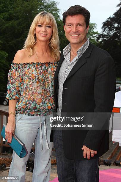 German actor Francis Fulton-Smith and his wife Verena Klein attend the Joy Trend award 2008 at Haus der Kunst on May 30, 2008 in Munich, Germany.