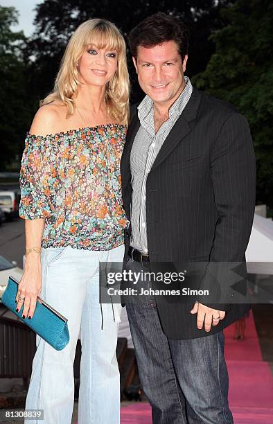 German actor Francis Fulton-Smith and his wife Verena Klein attend the Joy Trend award 2008 at Haus der Kunst on May 30, 2008 in Munich, Germany.