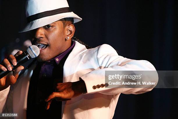 Singer Lloyd performs at "Ultimate Prom" hosted by Hearst Magazines and Universal Motown at the Grand Hyatt New York on May 30, 2008 in New York City.