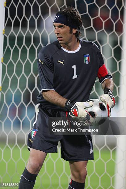 Gian Luigi Buffon of Italy in action during the international friendly between Italy and Belgium at the Artemio Franchi Stadium on May 30, 2008 in...