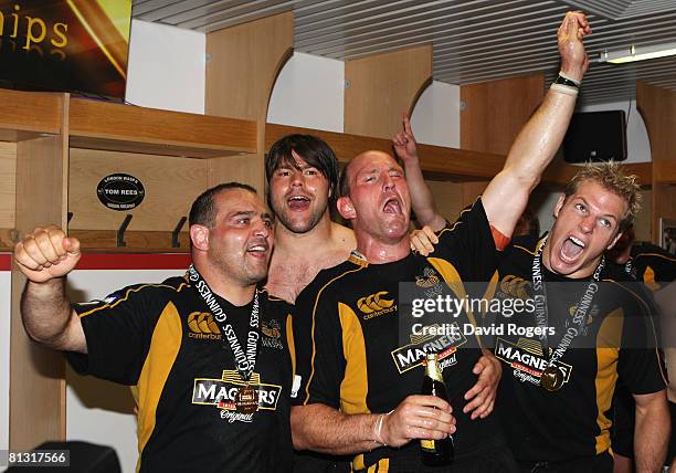 Raphael Ibanez, Tom Palmer, Lawrence Dallaglio and James Haskell celebrates victory in the Guinness Premiership Final match between Leicester Tigers...