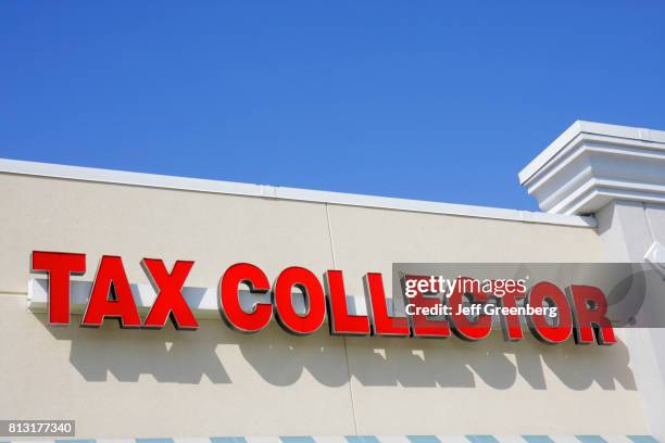 433 Strip Mall Signage Stock Photos, High-Res Pictures, and Images ...