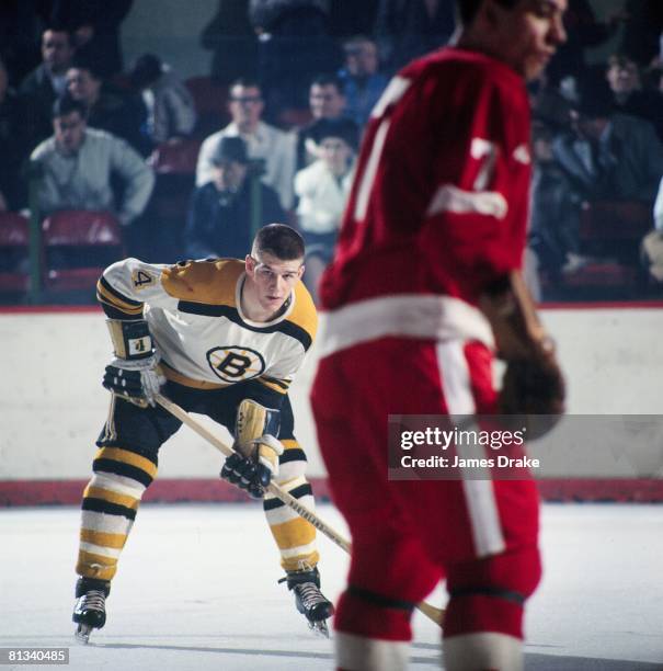 Hockey: Boston Bruins Bobby Orr on ice during game vs Detroit Red Wings, Boston, MA 3/18/1967