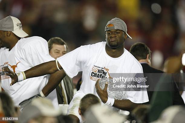 College Football: Rose Bowl, Texas QB Vince Young victorious after winning BCS Championship game vs USC, Pasadena, CA 1/4/2006