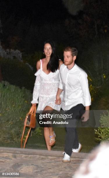 42 Adriana Lima Metin Hara Have Dinner Stock Photos High Res Pictures 42-adriana-lima-metin-hara-have-dinner-stock-photos-high-res-pictures