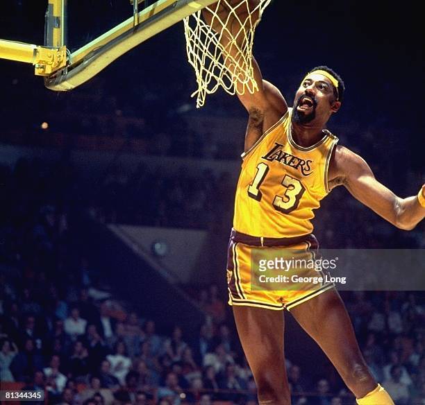 Basketball: finals, Los Angeles Lakers Wilt Chamberlain in action, making dunk vs New York Knicks, Inglewood, CA 4/30/1973--5/3/1973