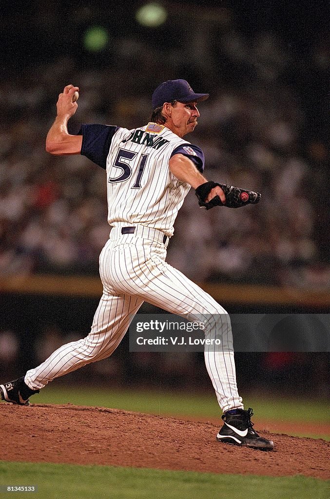 2001 World World Series, Arizona Diamondbacks Randy Johnson in action vs New ...