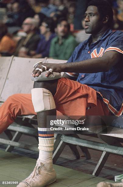 11,816 Basketball Injury Stock Photos, High-Res Pictures, and Images ...