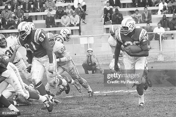 Football: AFL Championship, San Diego Chargers Bo Roberson in action, rushing vs Houston Oilers, Houston, TX