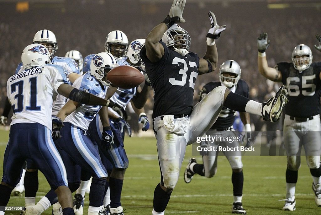 AFC playoffs, Oakland Raiders Zack Crockett victorious after scoring... News Photo - Getty Images