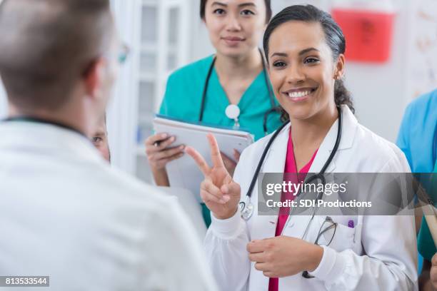 Doctor Roundsing Clinical Rounds Photos and Premium High Res Pictures - Getty Images
