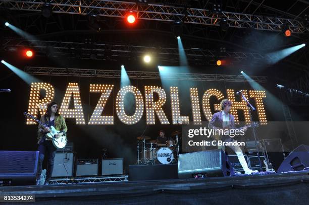 5 Yes Razorlight Kew The Music Razorlight Photos and Premium High Res Pictures - Getty ...