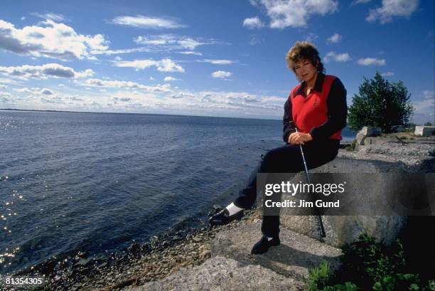 Golf: du Maurier Classic, Casual portrait of Hollis Stacy at Beaconsfield GC, Pointe-Claire, CAN 8/1/1995