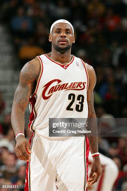 Basketball: Cleveland Cavaliers LeBron James on court during game vs Boston Celtics, Cleveland, OH