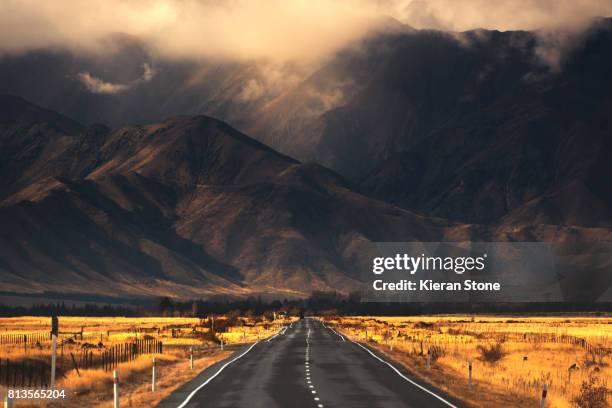 mountain road - mount cook stock pictures, royalty-free photos & images