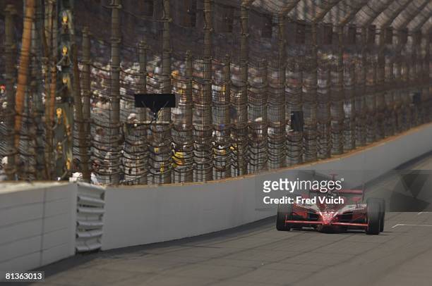 Auto Racing: IRL Indianapolis 500, Dan Wheldon in action at Indianapolis Motor Speedway, Indianapolis, IN 5/28/2006