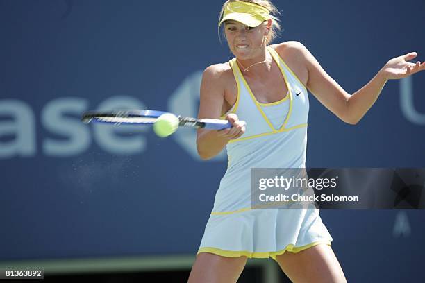 Tennis: US Open, Closeup of RUS Maria Sharapova in action during 3rd round vs Germany Julia Schruff at National Tennis Center, Flushing, NY 9/2/2005