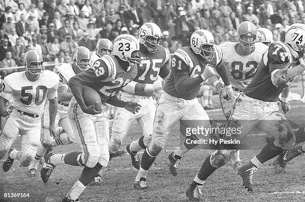 Football: AFL Championship, San Diego Chargers Paul Lowe in action, rushing vs Houston Oilers, Houston, TX
