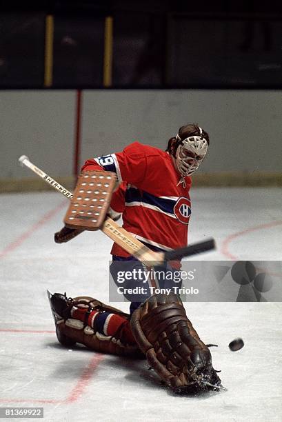 Hockey: Goaltender Ken Dryden of the Montreal Canadiens makes a kick save against the St. Louis Blues on November 9, 1968 in Montreal, Canada.