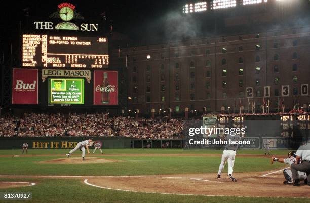 Cal Ripken 2130 92 Number 2130 Stock Photos, High-Res Pictures, and Images - Getty Images