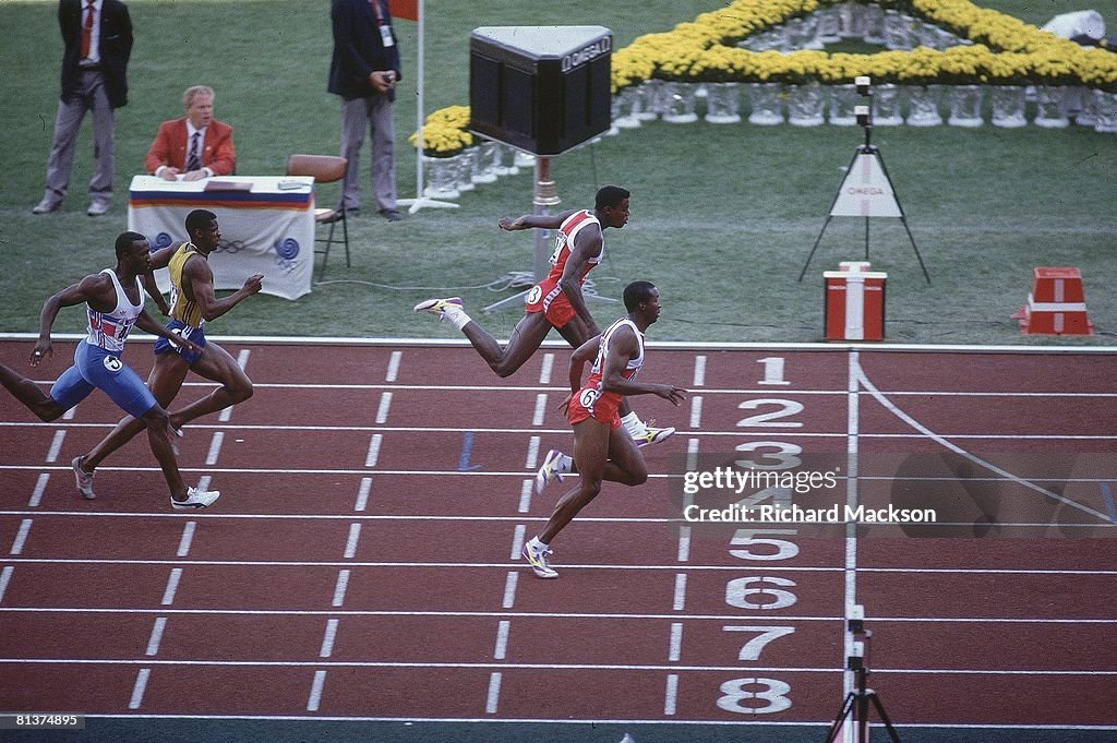 Summer Olympics, USA Joe DeLoach in action, winning 200M final race