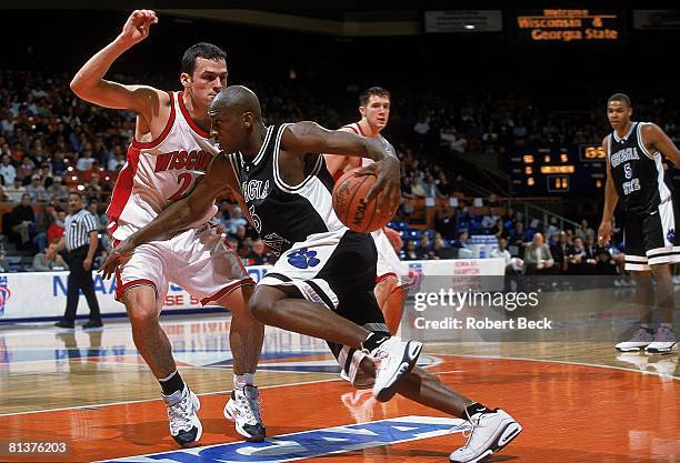 Coll, Basketball: NCAA playoffs, Georgia State in action vs Wisconsin, Boise, ID 3/15/2001