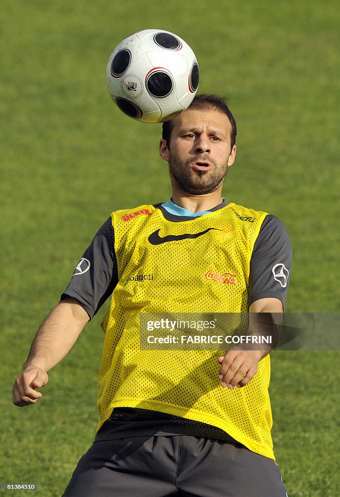 Turkish forward Gokdeniz Karadeniz contr