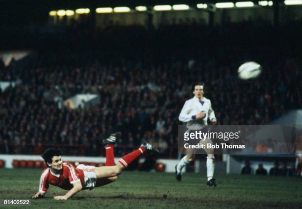 Nottingham Forest's Steve Hodge dives to score their 2nd goal during the UEFA Cup Semi-Final 1st leg against Anderlecht at the City Ground, 11th...