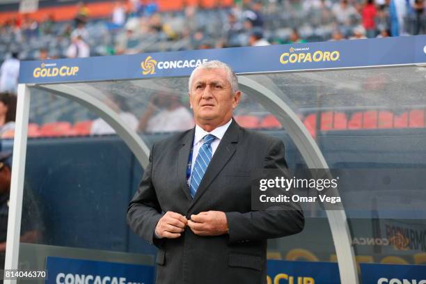 Eduardo Lara coach of El Salvador looks on prior to the CONCACAF Gold Cup Group C match between El Salvador and Curacao at Sports Authority Field on...