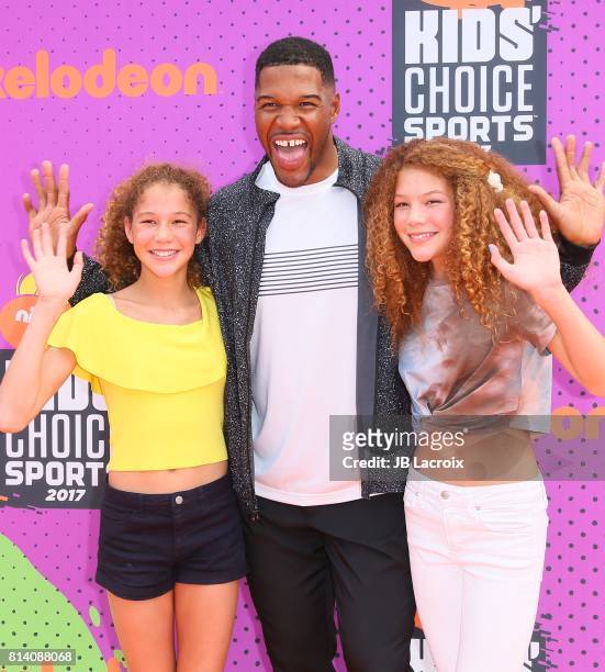 Michael Strahan, Sophia Strahan and Isabella Strahan attend the 2017 Nickelodeon Kids' Choice Sports Awards at Pauley Pavilion on July 13, 2017 in...