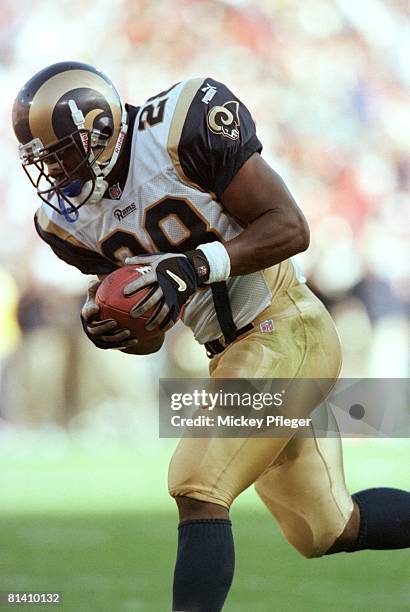 Football: St, Louis Rams Marshall Faulk in action, rushing vs San Francisco 49ers, San Francisco, CA