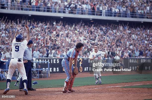 Baseball: NLCS Playoffs, Los Angeles Dodgers Ron Cey in action, scoring run and getting waved on by Jerry Grote during Game 4 vs Philadelphia...