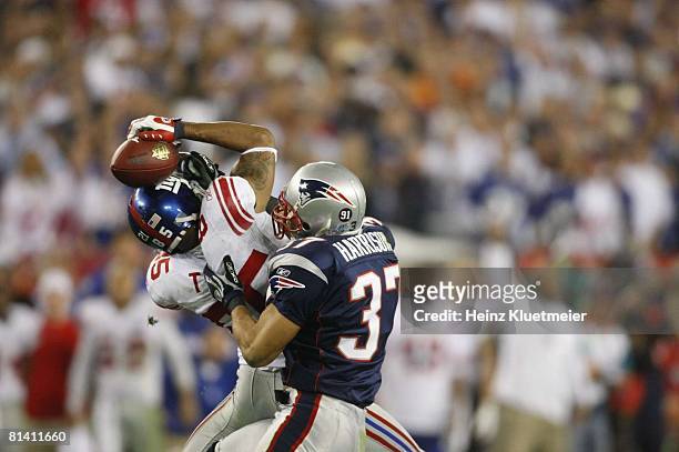 Football: Super Bowl XLII, New York Giants David Tyree in action, making catch using helmet during 4th quarter vs New England Patriots Rodney...