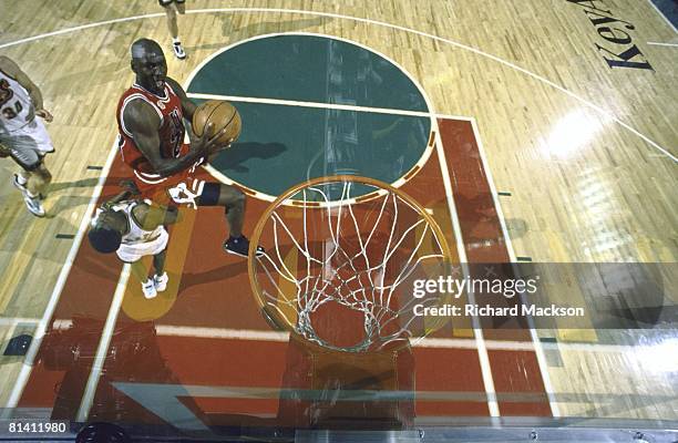 Basketball: NBA finals, Aerial view of Chicago Bulls Michael Jordan in action vs Seattle SuperSonics, Seattle, WA 6/12/1996